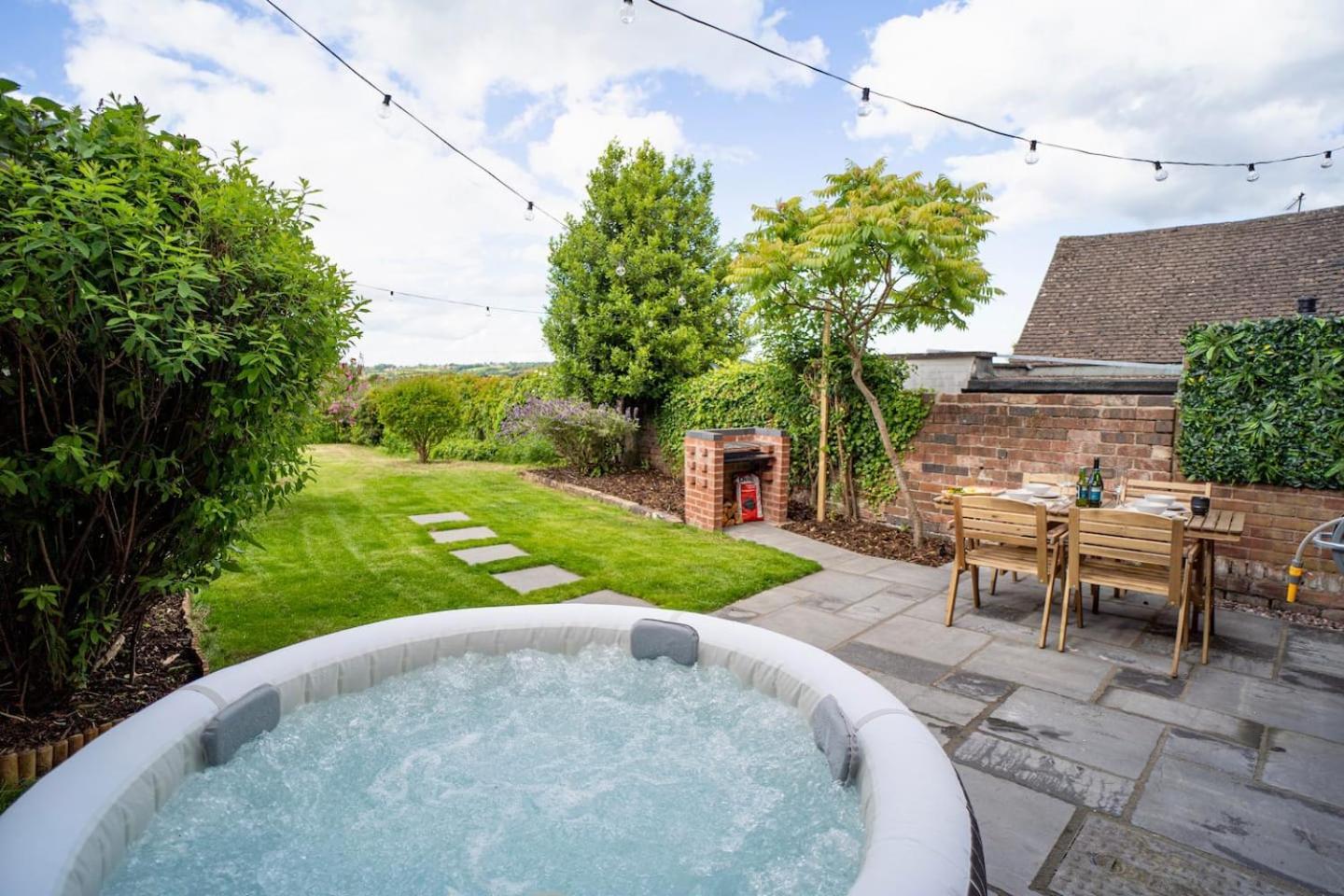Stylish 2 Bedroom Cottage With Hot Tub And Parking Bewdley Kültér fotó